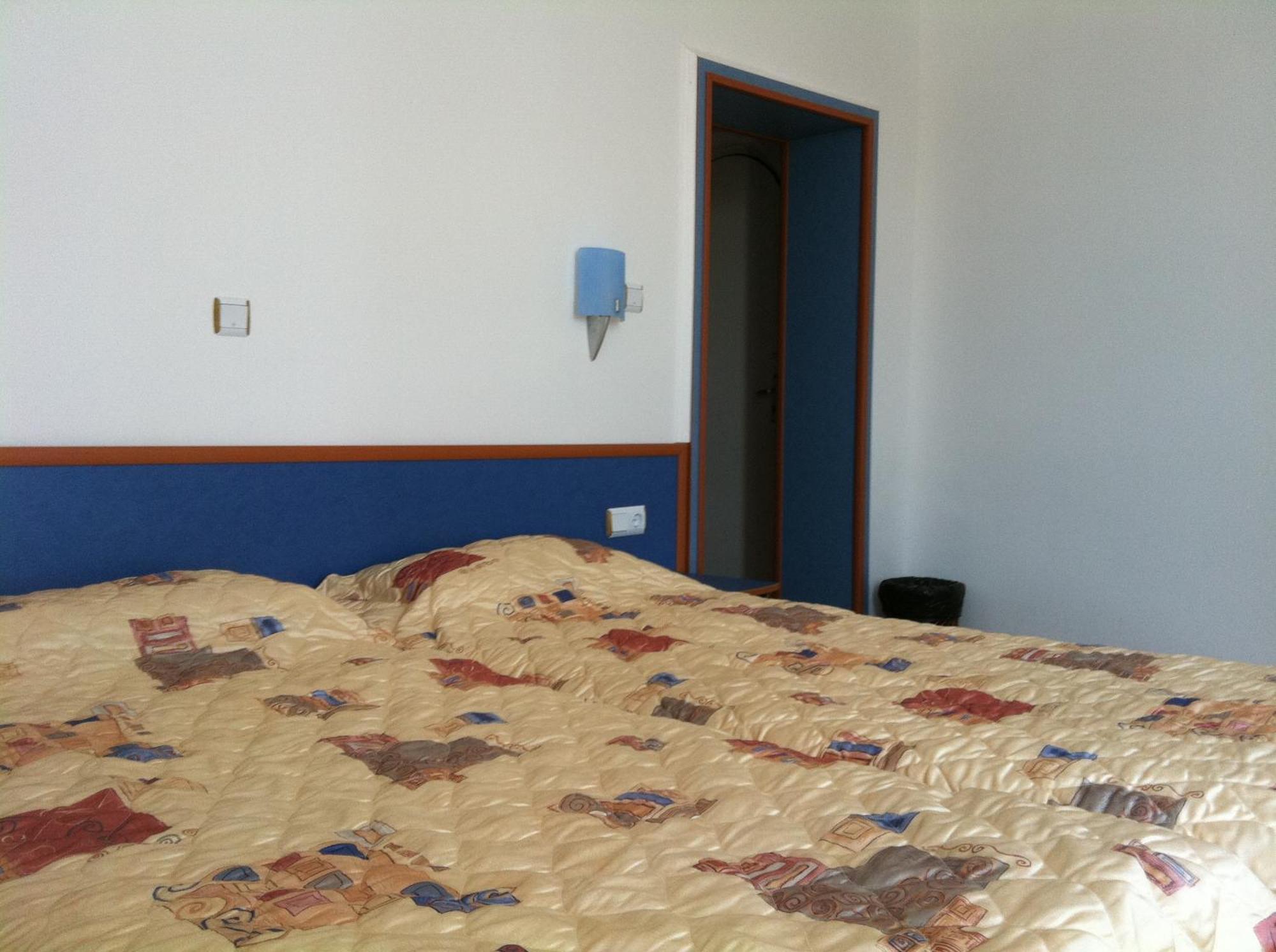 Rusalka Holiday Village Kamen Brjag Pokoj fotografie